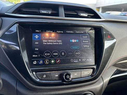 Used 2023 Chevrolet TrailBlazer RS w/ Technology Package image 28