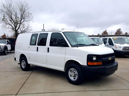 Used 2012 Chevrolet Express 3500 image 5