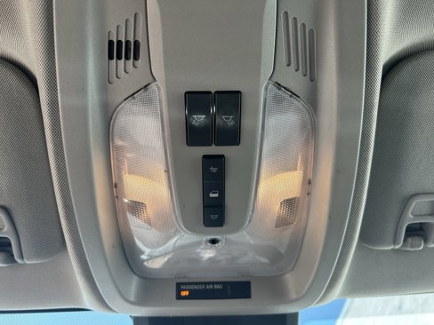 Used 2015 Chevrolet Equinox LT w/ Driver Convenience Package image 28