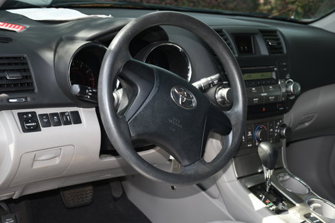 Used 2011 Toyota Highlander SE image 8