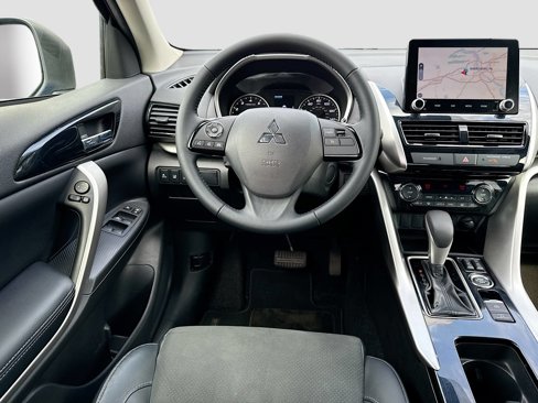 Used 2022 Mitsubishi Eclipse Cross SE image 22