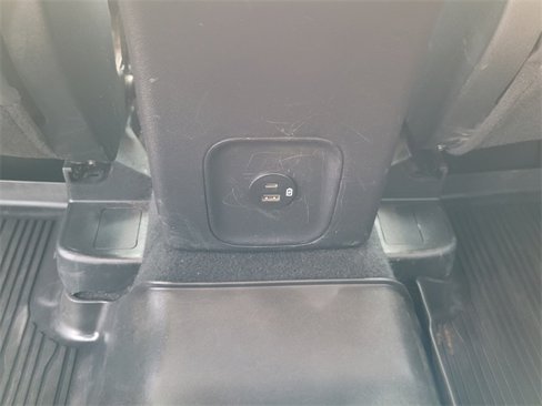 Used 2022 Ford Escape SE w/ Cold Weather Package image 19