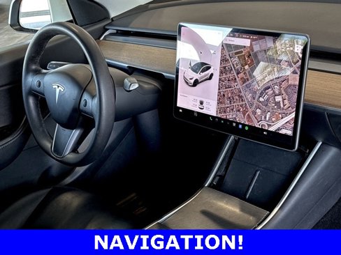 Used 2020 Tesla Model Y Performance image 17