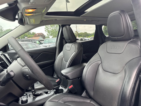 Used 2022 Jeep Cherokee Limited image 13