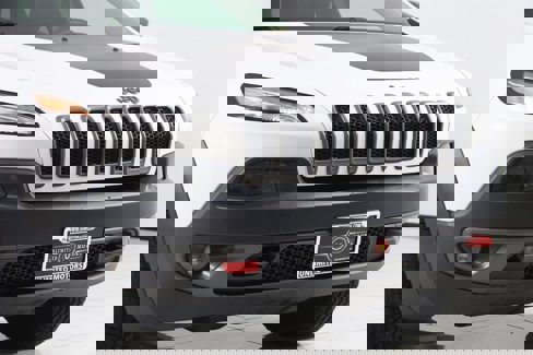 Used 2016 Jeep Cherokee Trailhawk w/ Leather Interior Group image 36
