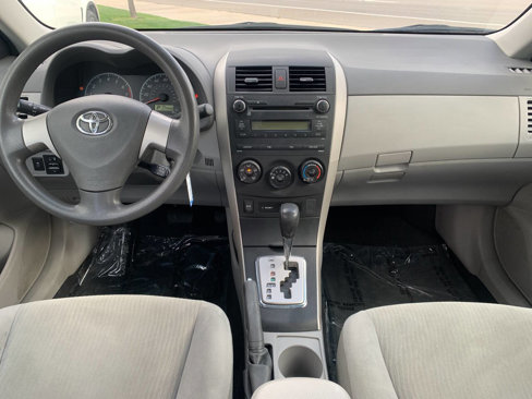 Used 2010 Toyota Corolla LE image 9