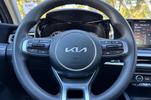 Used 2023 Kia K5 LXS image 25