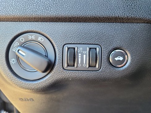 Used 2022 Dodge Charger SXT image 23