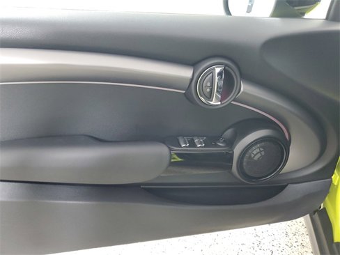 Used 2022 MINI Cooper S image 8