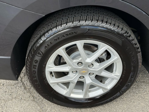 Used 2023 Chevrolet Equinox LT image 31