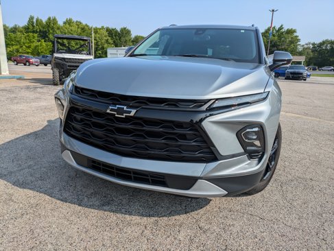 Used 2023 Chevrolet Blazer LT w/ Convenience Package image 2