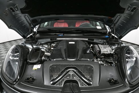 Certified 2021 Porsche Macan S image 35