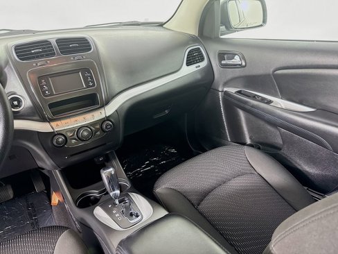 Used 2016 Dodge Journey SXT w/ Comfort/Convenience Group image 20