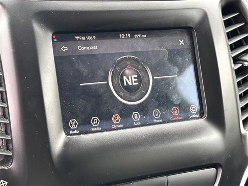 Used 2020 Jeep Cherokee Latitude image 20