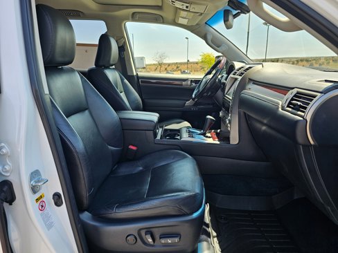 Used 2018 Lexus GX 460 Premium image 15