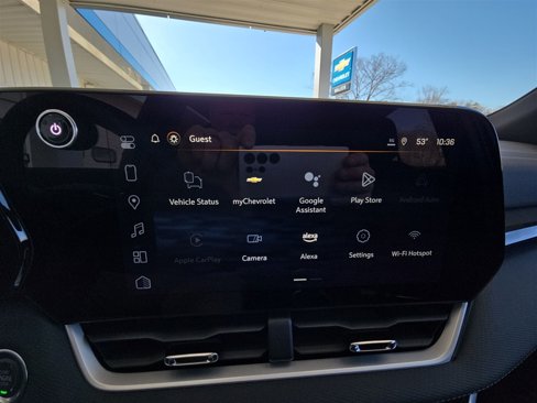 New 2025 Chevrolet Equinox LT w/ Safety and Technology Package image 13