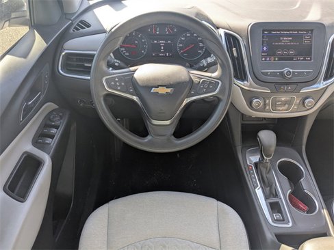 Used 2022 Chevrolet Equinox LS w/ Driver Confidence II Package image 16