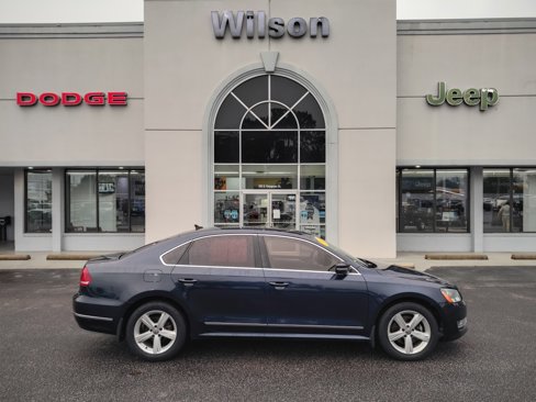 Used 2013 Volkswagen Passat TDI SE image 1