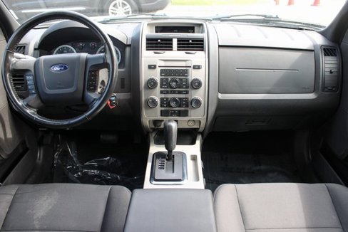 Used 2011 Ford Escape XLT image 16