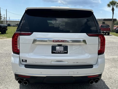 Used 2021 GMC Yukon Denali w/ Denali Premium Package image 9