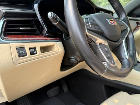 Used 2019 Cadillac XT5 Luxury image 13