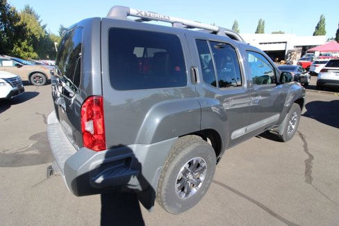 Used 2015 Nissan Xterra PRO-4X w/ Pro-4x Leather Package image 19