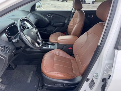 Used 2015 Hyundai Tucson Limited w/ Option Group 03 image 11