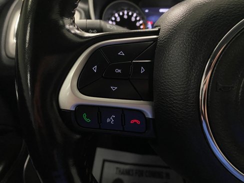 Used 2019 Jeep Compass High Altitude image 16