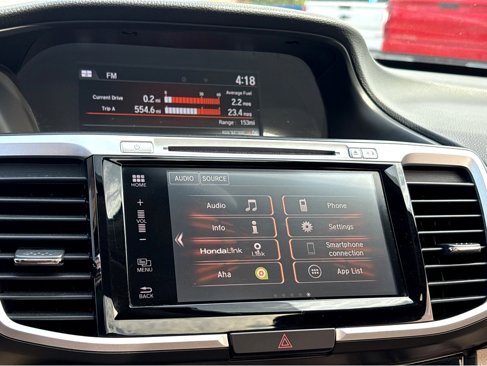 Used 2016 Honda Accord EX image 10