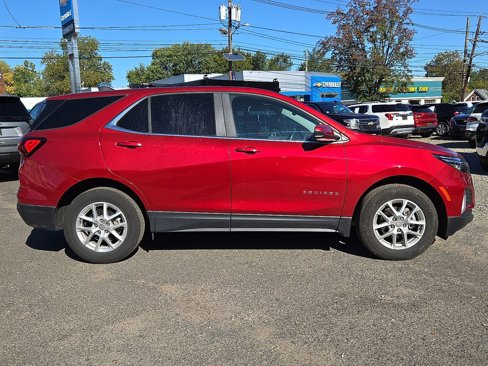 Used 2024 Chevrolet Equinox LT image 9