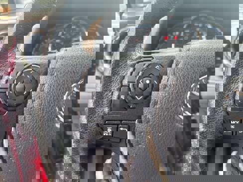 Used 2015 Toyota RAV4 Limited image 17