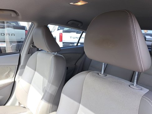 Used 2014 Honda Insight EX image 15