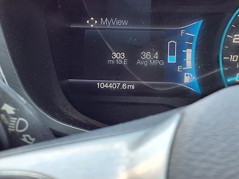 Used 2013 Ford C-MAX SE image 16