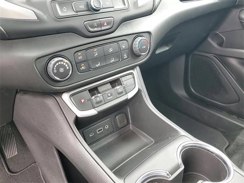 Certified 2023 GMC Terrain SLE w/ Elevation Edition image 20