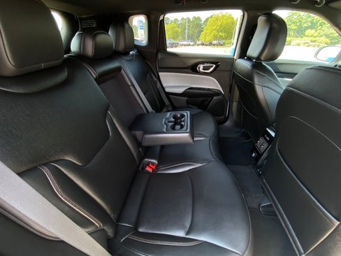 Used 2024 Jeep Compass Limited image 27