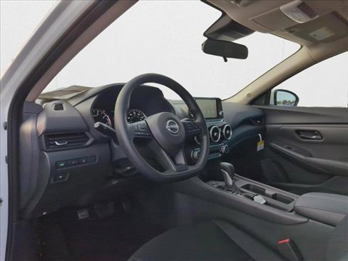 New 2025 Nissan Sentra S image 3