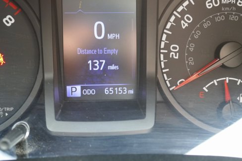Used 2020 Toyota Tacoma SR image 28
