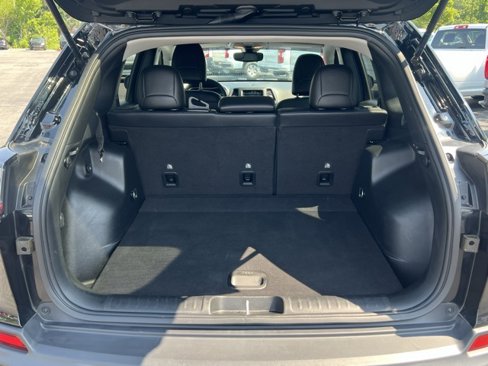 Used 2022 Jeep Cherokee Latitude image 20