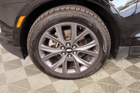 Used 2019 Cadillac XT5 Luxury w/ LPO, Black Ice Package image 19