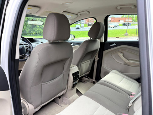 Used 2013 Ford C-MAX SE image 19
