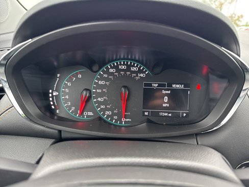 Used 2022 Chevrolet Trax LT w/ Sport Edition image 25