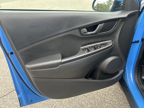 Certified 2023 Hyundai Kona SE image 15