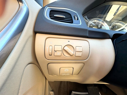 Used 2013 Volvo S60 T5 image 14