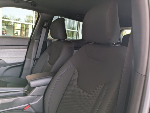 New 2025 Jeep Compass Sport image 8