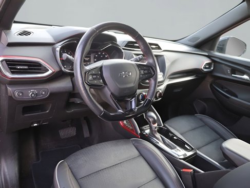 Used 2023 Chevrolet TrailBlazer RS image 32