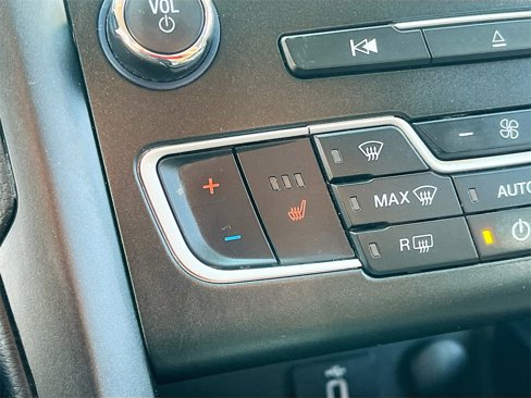 Used 2018 Ford Fusion SE w/ Equipment Group 601A image 20