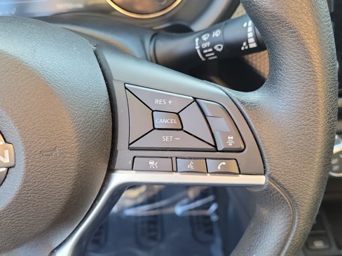 Certified 2024 Nissan Kicks SV image 25