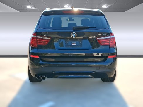 Used 2017 BMW X3 sDrive28i image 10