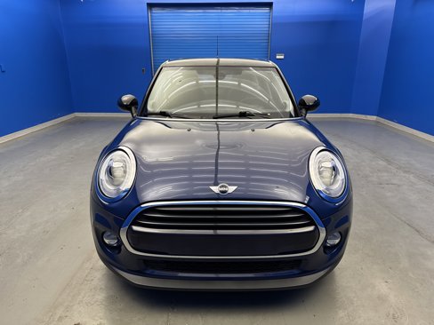 Used 2016 MINI Cooper 4-Door Hardtop image 3