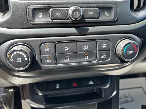 Used 2018 Chevrolet Colorado W/T image 16